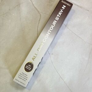 Sacheu All-Day Contour Stay-N in Divine Fierce